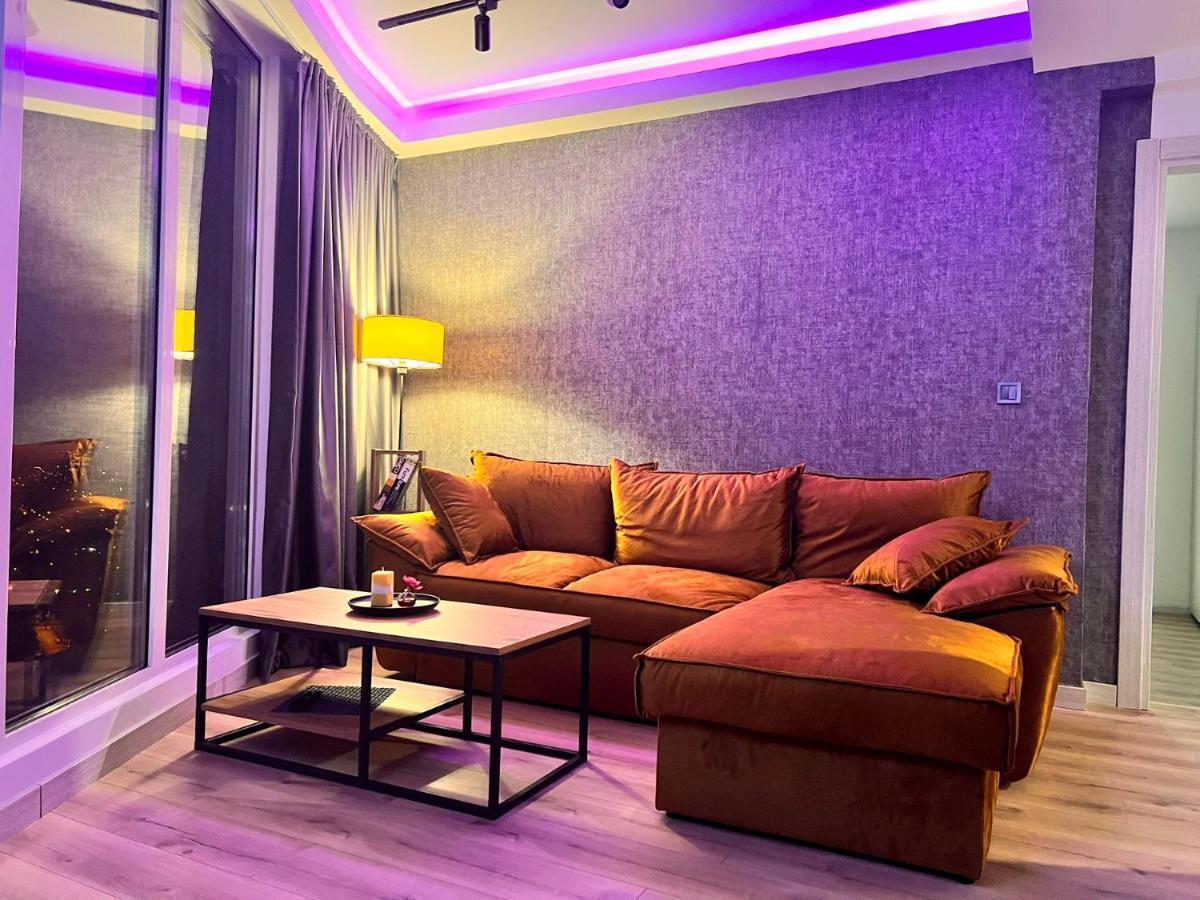 Alfred Sky Smart Apartment 29Th Spa Included سكوبجي المظهر الخارجي الصورة