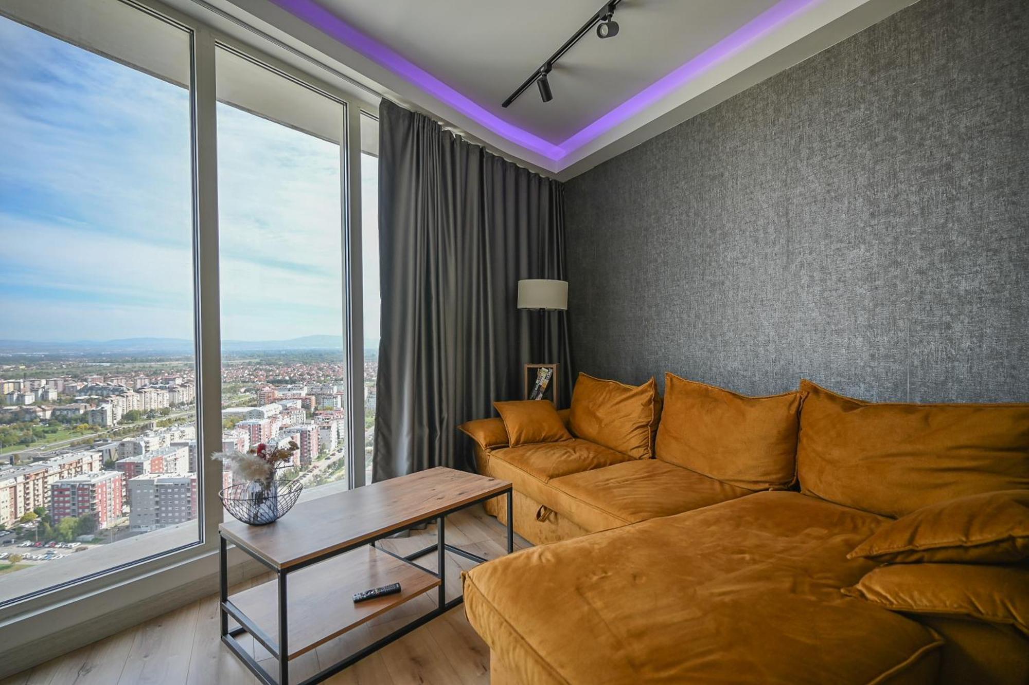 Alfred Sky Smart Apartment 29Th Spa Included سكوبجي المظهر الخارجي الصورة