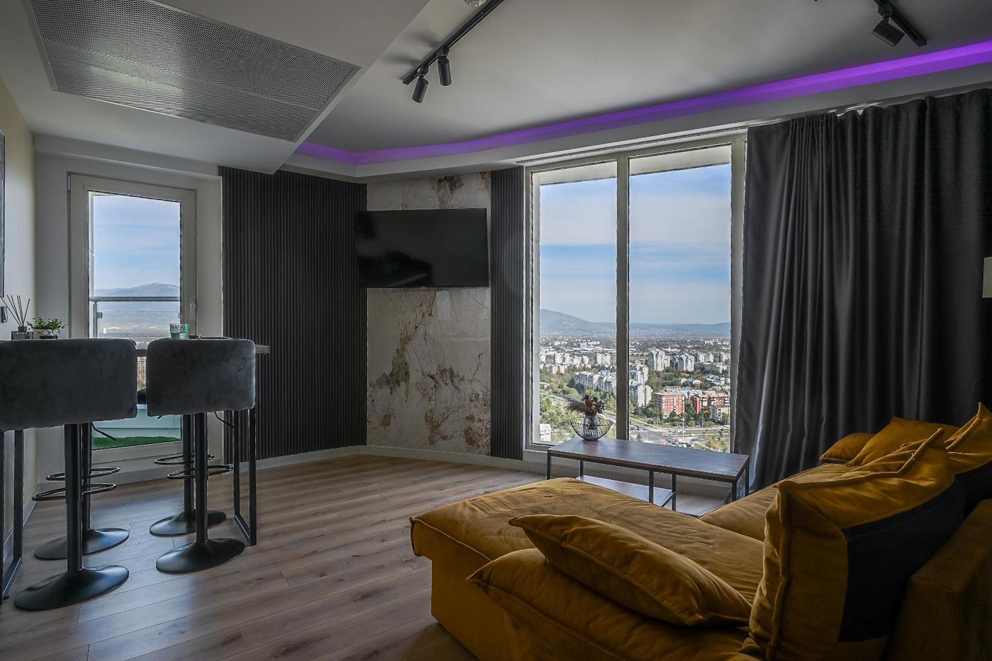 Alfred Sky Smart Apartment 29Th Spa Included سكوبجي المظهر الخارجي الصورة